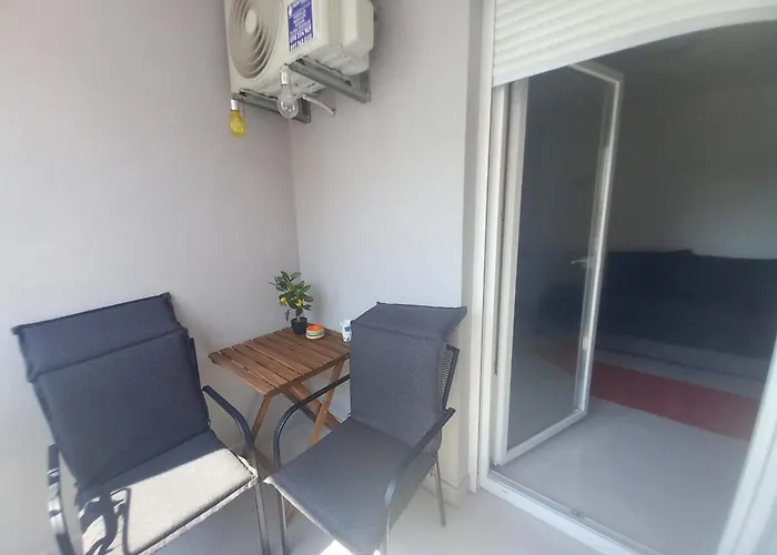 Apartament Dina Peroj