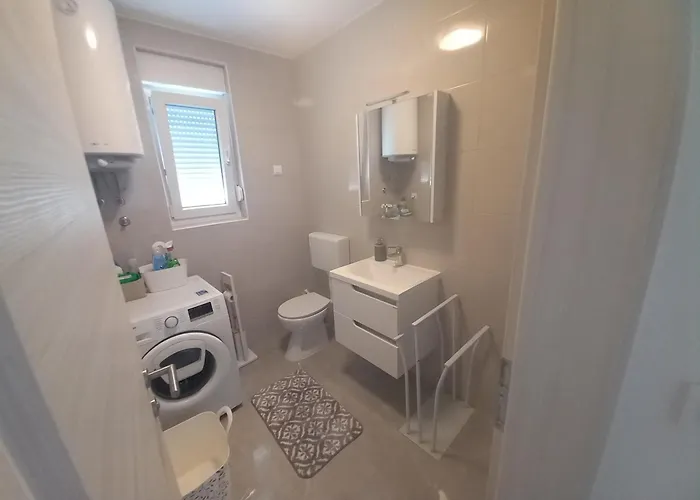 Dina Apartament